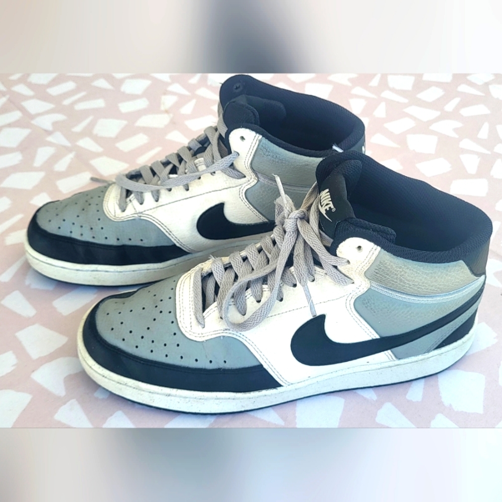 Nike mid Court Vision dunks  9.5 Mens black, white, gray